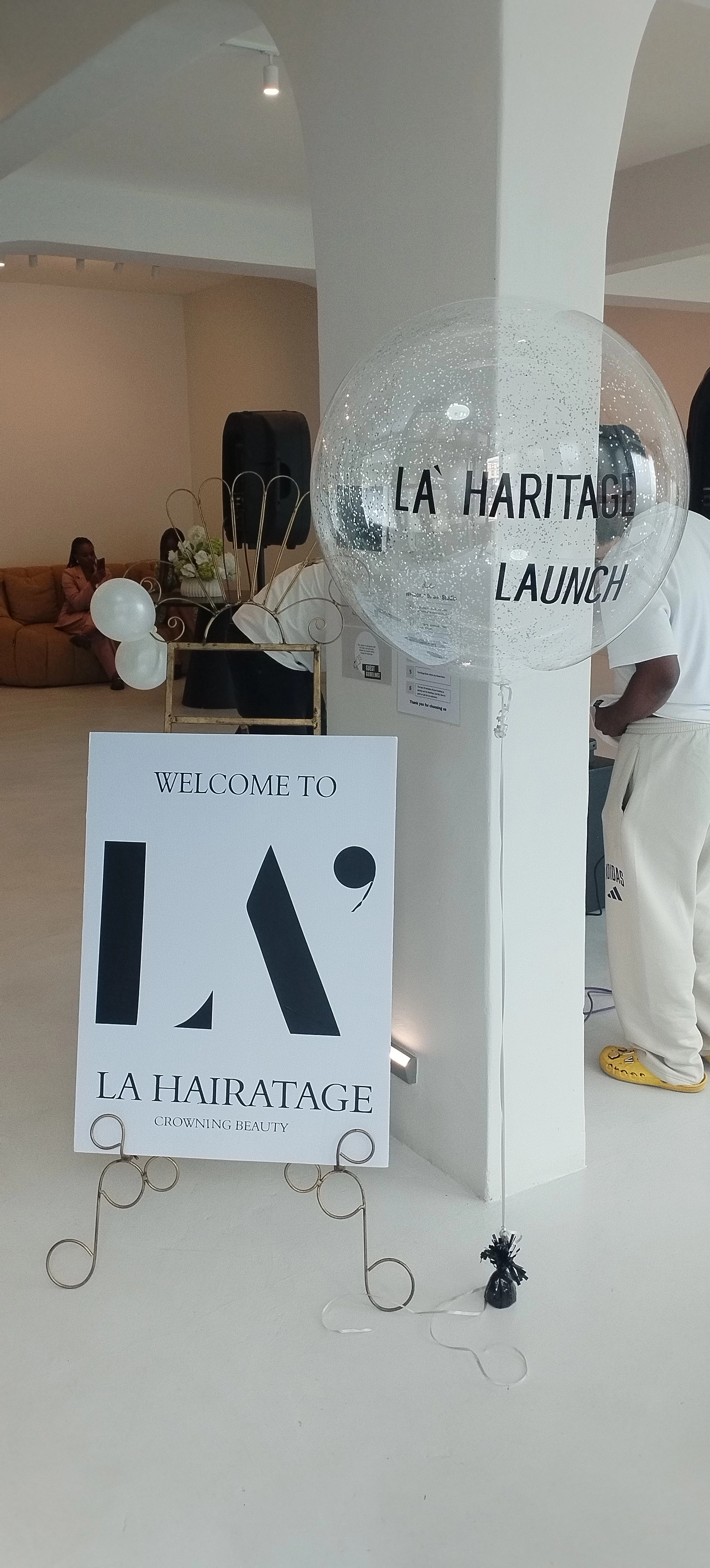 Luxury picnic setup with elegant table decor and balloon styling South Africa